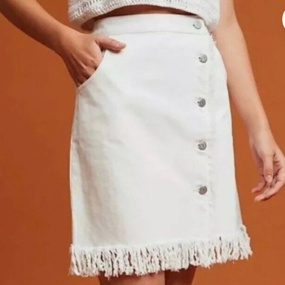 Pilcro Anthropologie Just-For-Us White Denim Button Front Fringe Skirt Size 8 - Picture 1 of 9